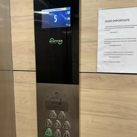 شقة Acogedor Estudio En El Edificio Isla De