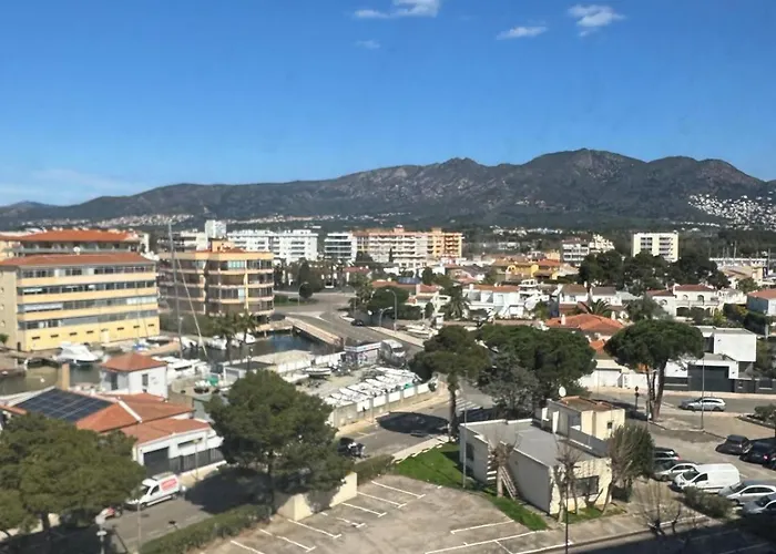 Acogedor Estudio En El Edificio Isla De