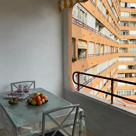 Acogedor Estudio En El Edificio Isla De 로지즈